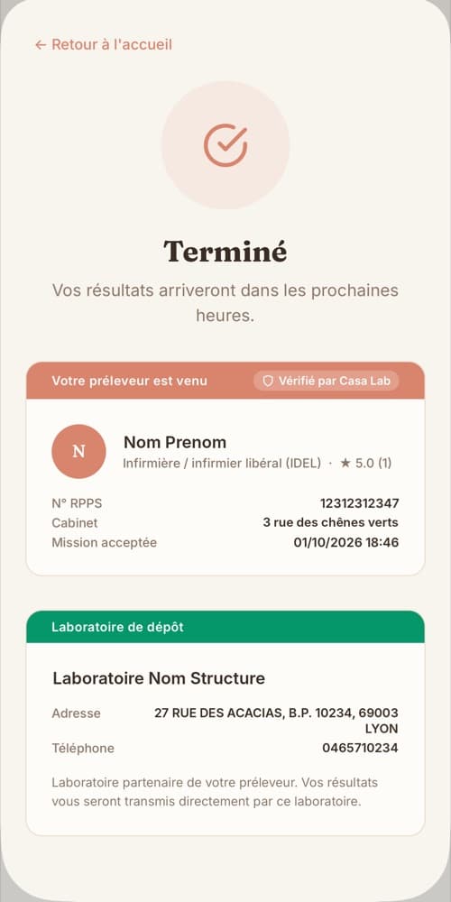 Écran de suivi de l'application Casa Lab : la fiche du préleveur vérifié et le laboratoire de dépôt